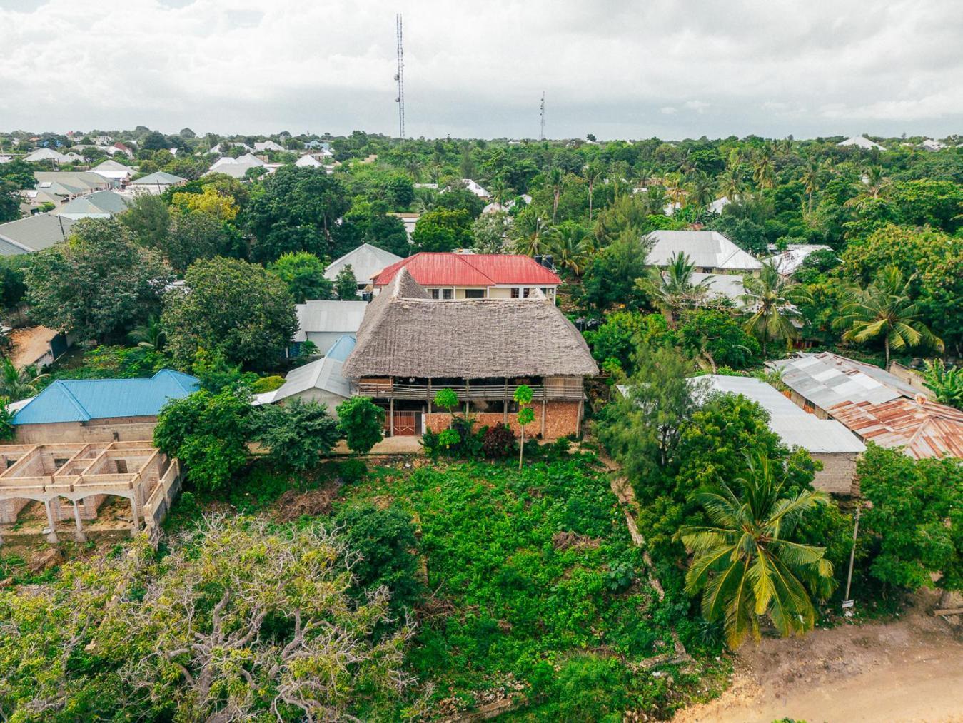 Отель La Fontana Zanzibar Нунгви Экстерьер фото